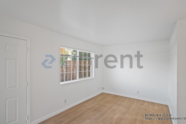 Building Photo - 29213 Dixon St