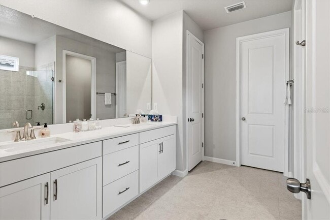 Building Photo - 20440 Revival Ln