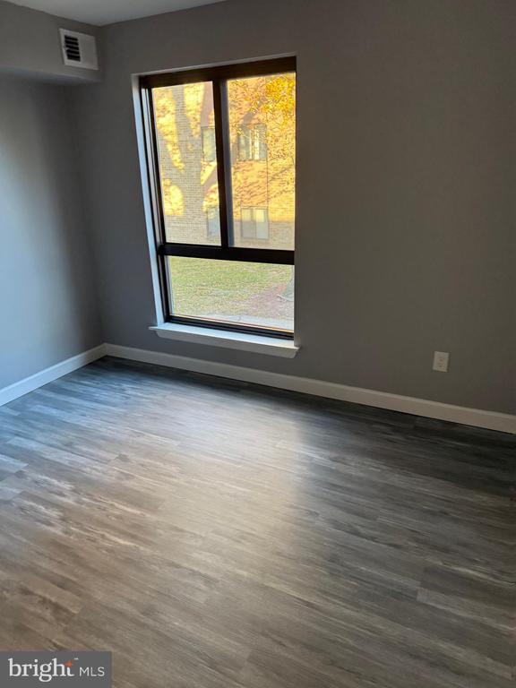 Building Photo - 6029 Majors Ln