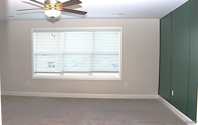 Building Photo - 114 Bella May Ln