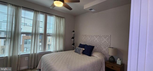 Building Photo - 5606 Hyattsville Dr