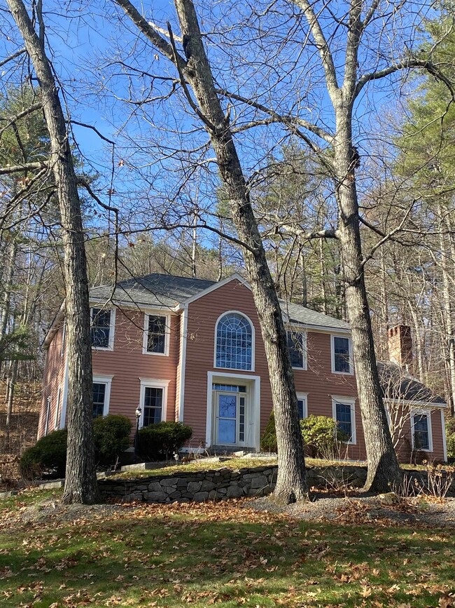 Primary Photo - 13 Bear Hill Rd