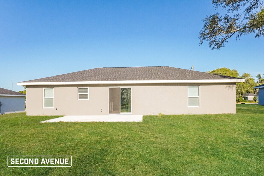 Building Photo - 13731 SW 40th Cir