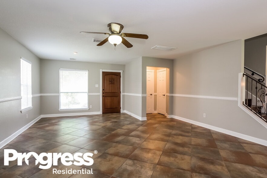 Building Photo - 7322 Fox Forest Tr