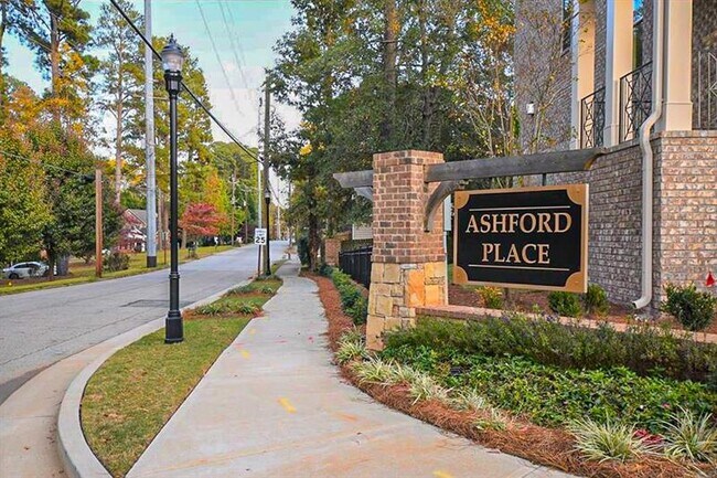 Building Photo - 2501 Ashford Oaks Dr