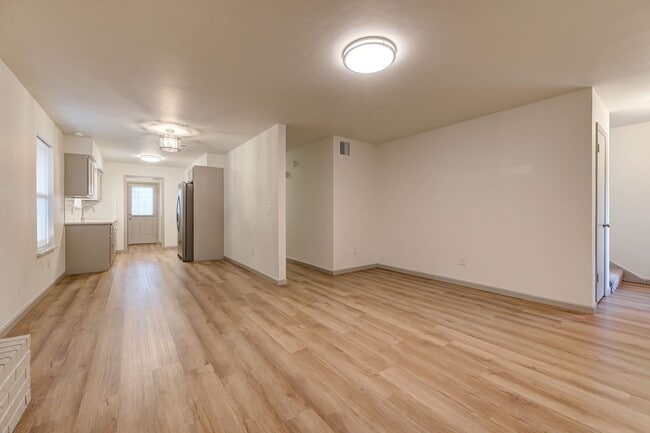 Building Photo - Beautiful 3 Bed 2 Bath in the Heart of Moore!