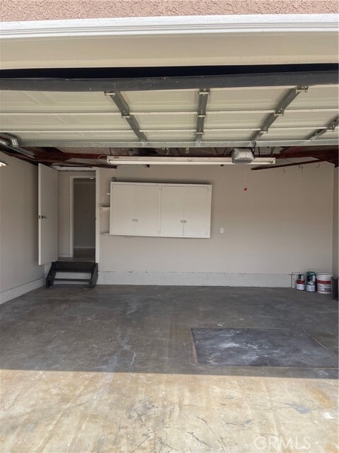 Building Photo - 18007 Belshire Ave