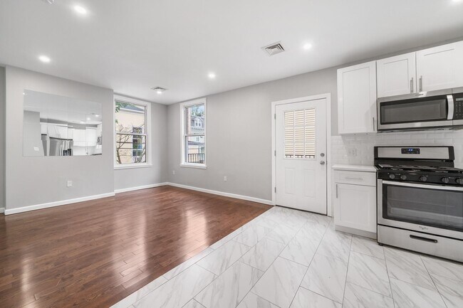 Building Photo - 42 Wildey St