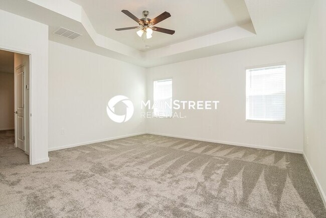 Building Photo - 6 Bedroom Pet-Friendly Home in St. Cloud, ...