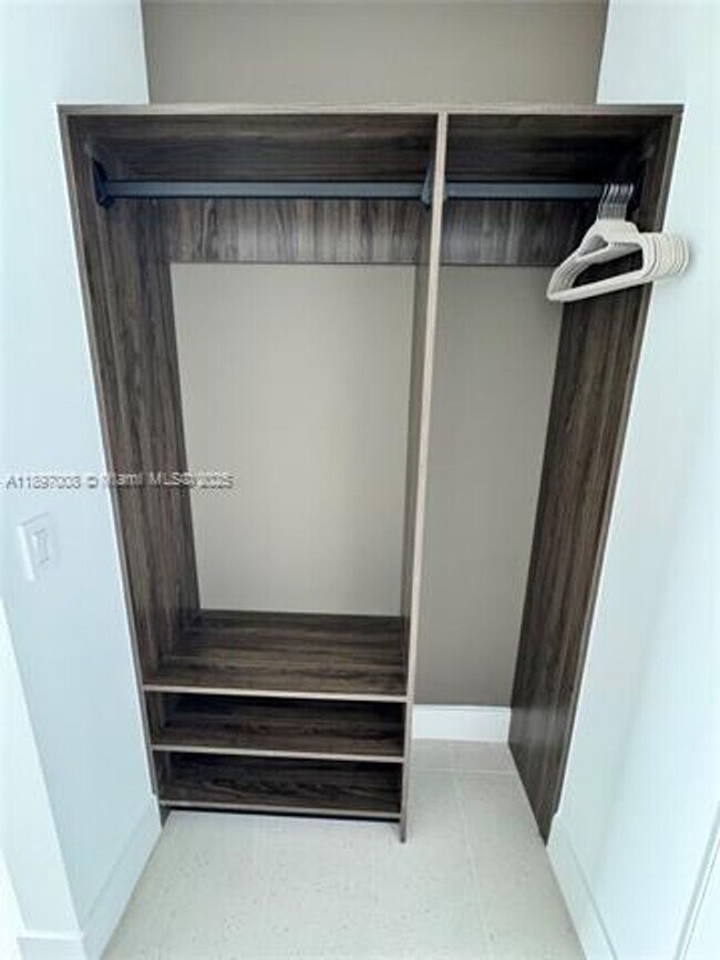 Building Photo - 159 NE 6th St