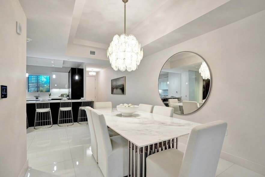 Building Photo - 3030 N Ocean Blvd