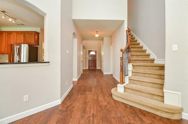 Building Photo - 25418 Lockspur Dr