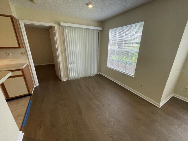 Building Photo - 1091 S Hiawassee Rd