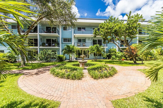 Primary Photo - 3000 NE 5th Terrace