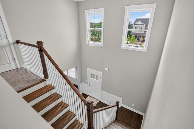 Building Photo - 4787 Wellesley Dr