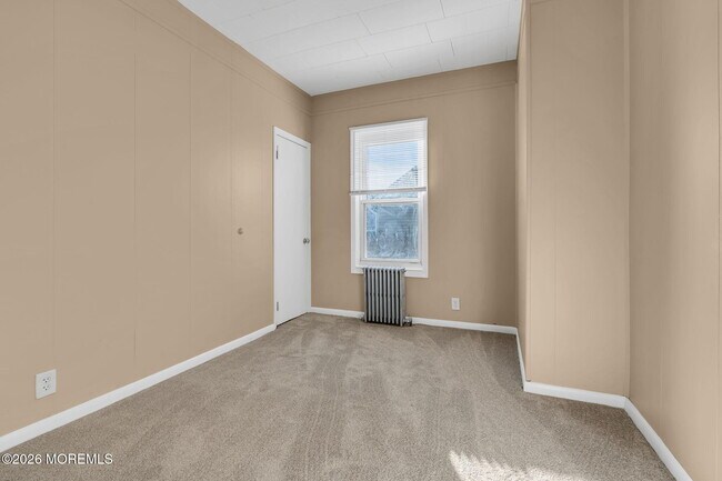 Building Photo - 10 Braden Pl