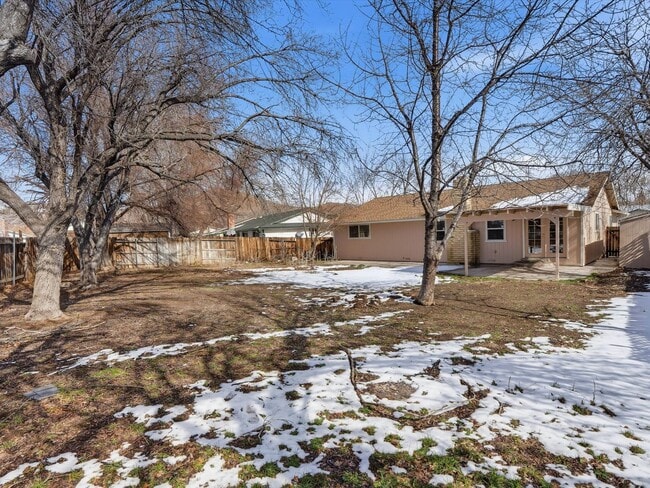 Building Photo - Upgraded Sparks Home