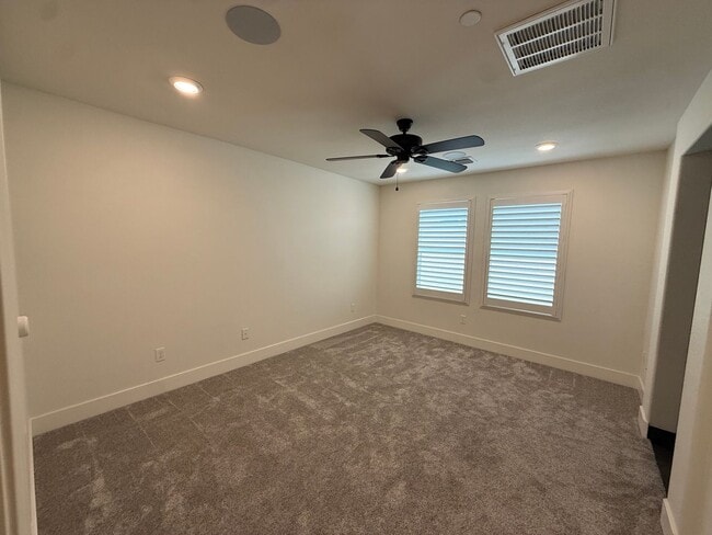 Building Photo - 2 bed | 2.5 bath | 1302 SF | 1 Car Garage | Two Story | Tenant pays $175 monthly for WS&G