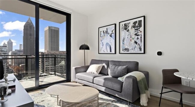 Building Photo - 811 Peachtree St NE