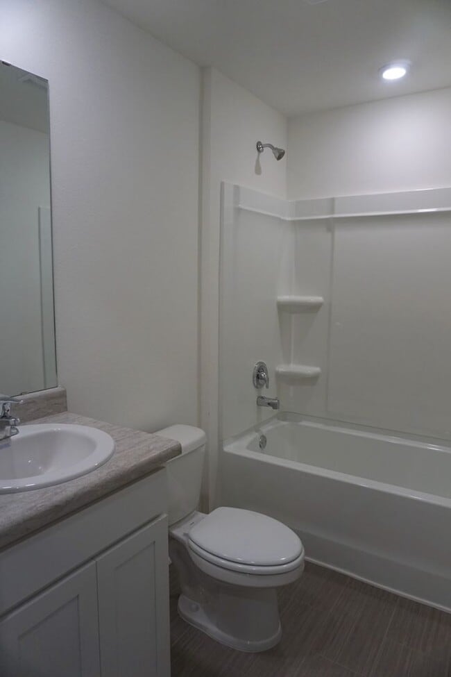 Building Photo - 4 Bedroom FOR RENT in Milton, FL