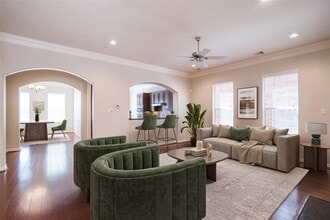 Building Photo - 13307 Olive Trce