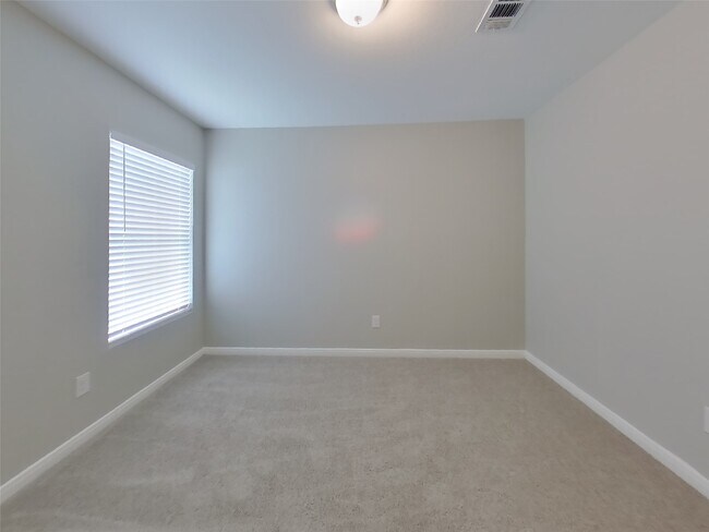 Building Photo - 10050 Cerritos dr