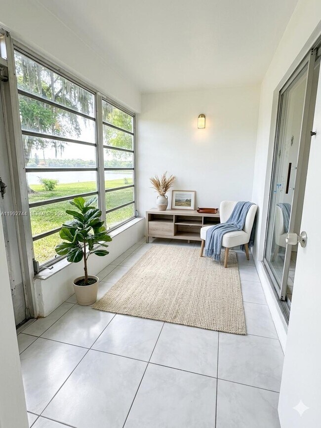 Building Photo - 19051 NE 2nd Ave