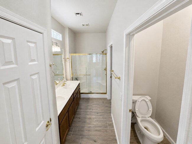 Building Photo - 2842 Freedom Hills Dr