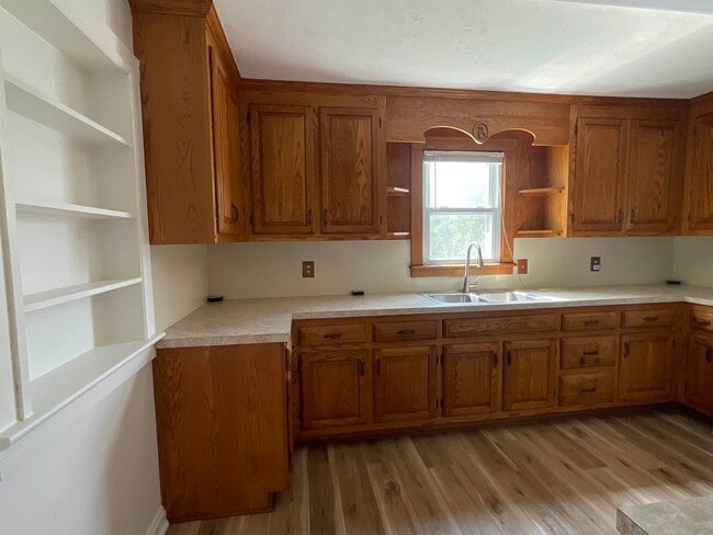 Building Photo - 1256 Arkton Rd