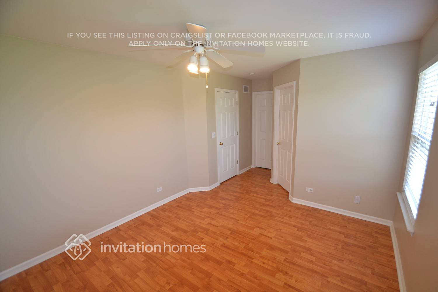 Building Photo - 180 E Big Horn Dr