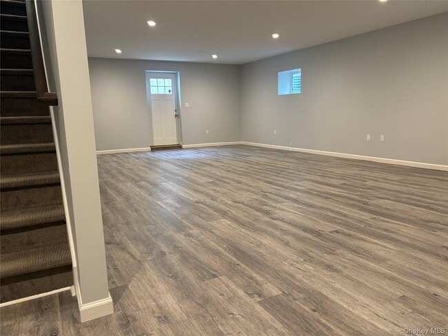 Building Photo - 17 Dunes Ln