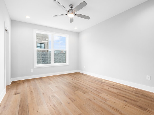 Building Photo - 928 Pullman Pl