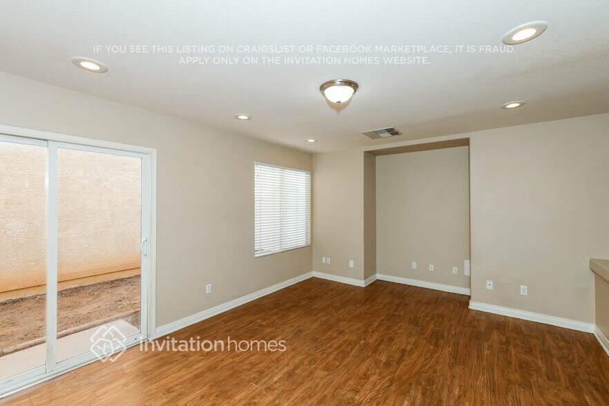 Building Photo - 7208 Dicentra Rd