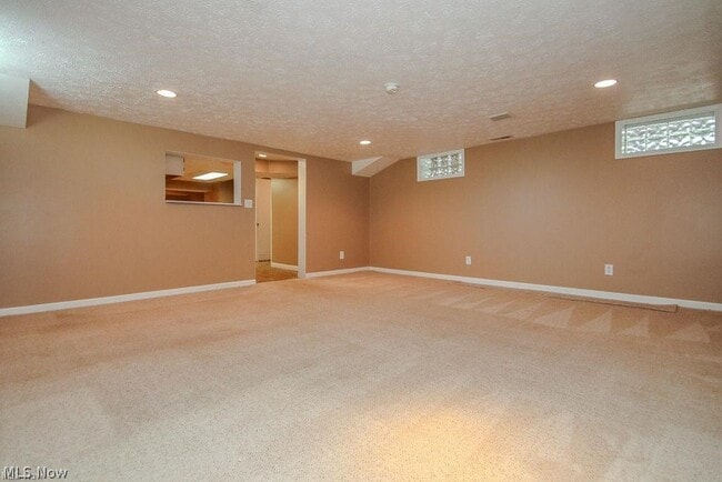 Building Photo - 12433 Webster Rd