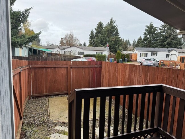 Building Photo - 3657 Rivercrest Dr
