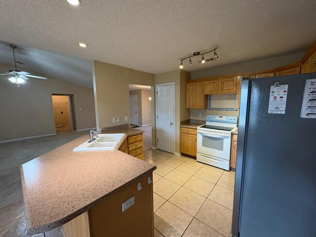 Building Photo - 3326 Skywagon Dr