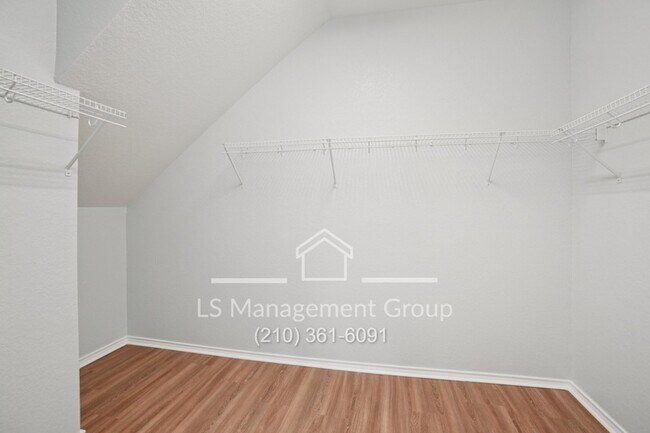 Building Photo - 6018 Upland View