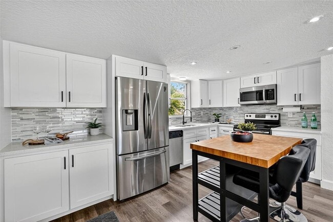 Building Photo - 11119 Temple Ave