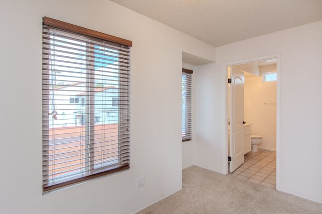 Building Photo - Spacious 3 Bed/ 2 Bath Home Nestled In Tranquil Setting in Spring Valley