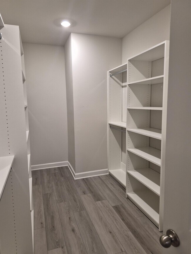 Building Photo - 4320 Falls Oaks St