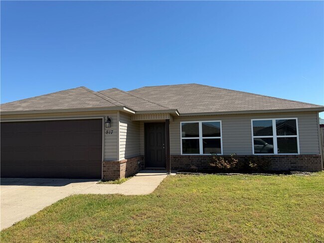 Building Photo - 817 NW 67th Ave