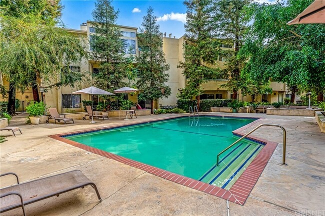 Swimming Pool - 7800 Topanga Canyon Blvd