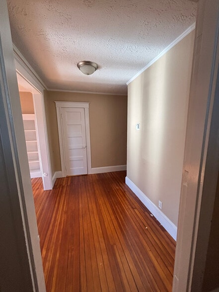 Building Photo - 5 Concord Terrace