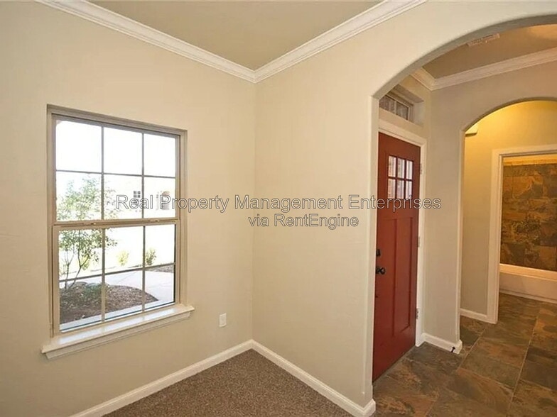 Building Photo - 18508 Maidstone Ln