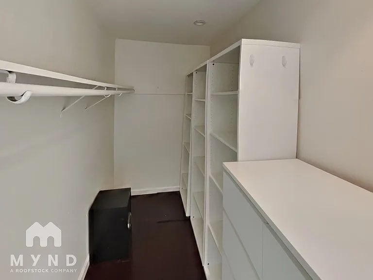 Building Photo - 990 Tera Ct