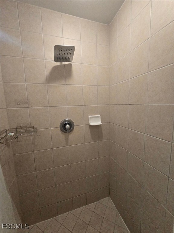 Building Photo - 2309 SW 27th St