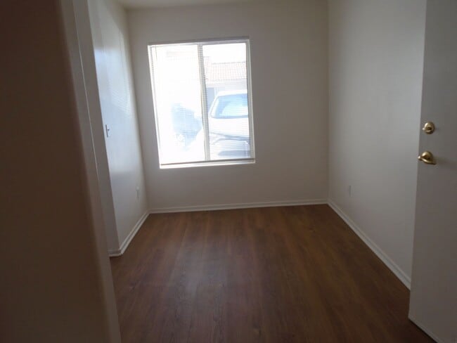 Building Photo - 2030 Wheelan Ct