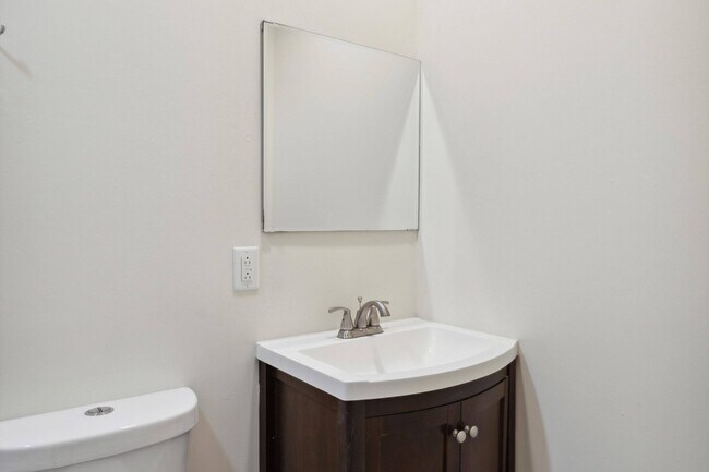 Building Photo - 1955 N 18th St