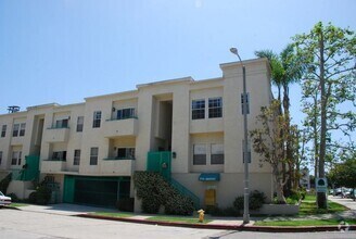 Building Photo - 1505 Amherst Avenue,