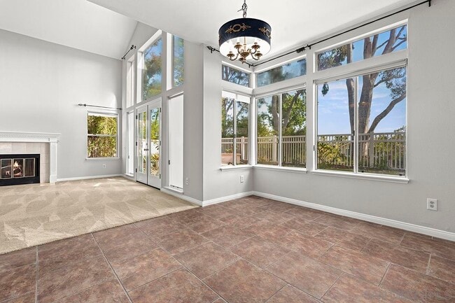 Building Photo - 4485 Sunset Bluffs Way